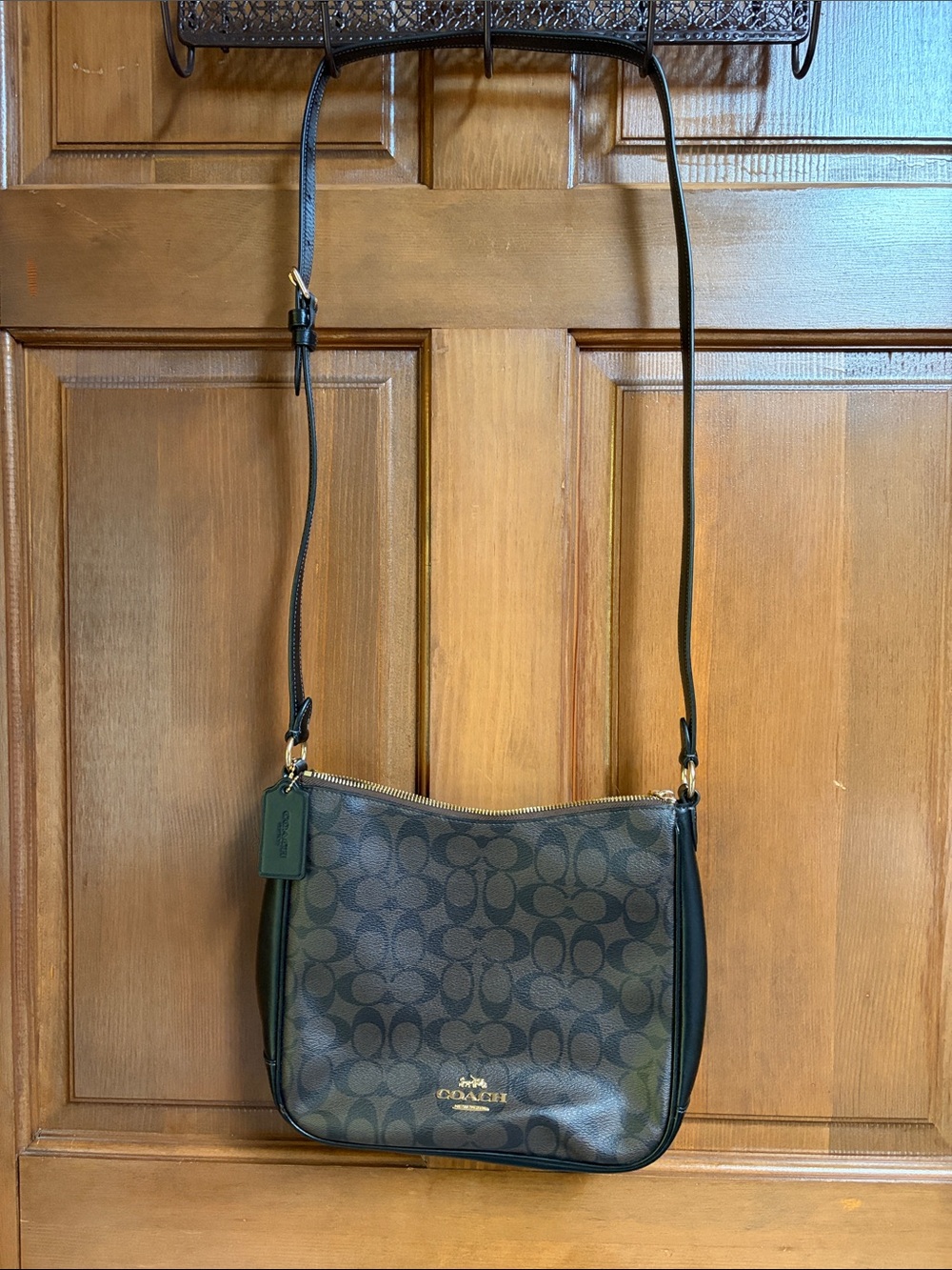 Coach Signature Brown Shoulder Bag Authentic Excellent Condition